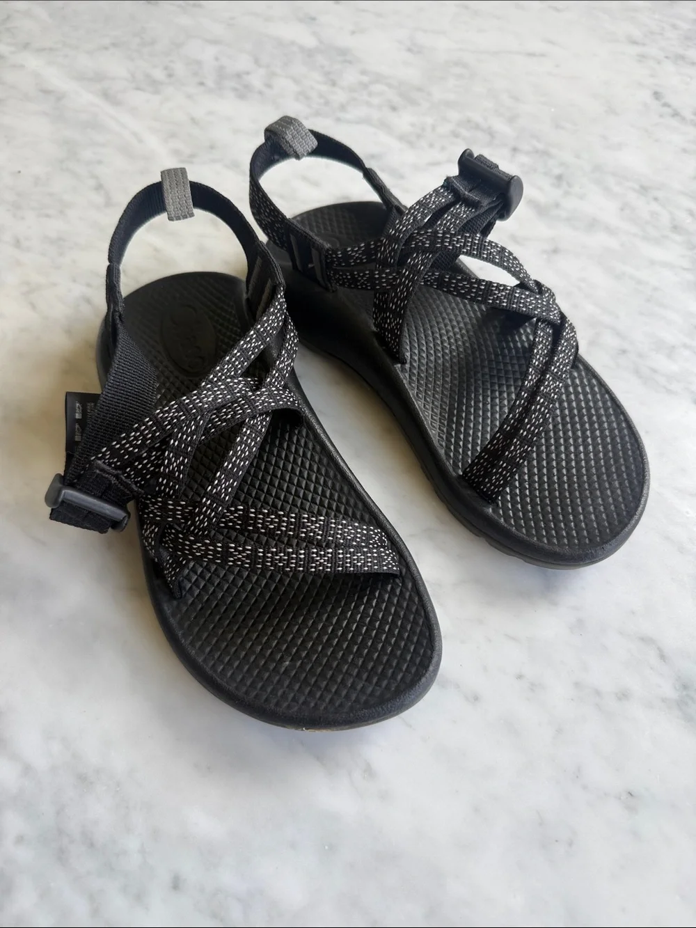 Chaco color hugs